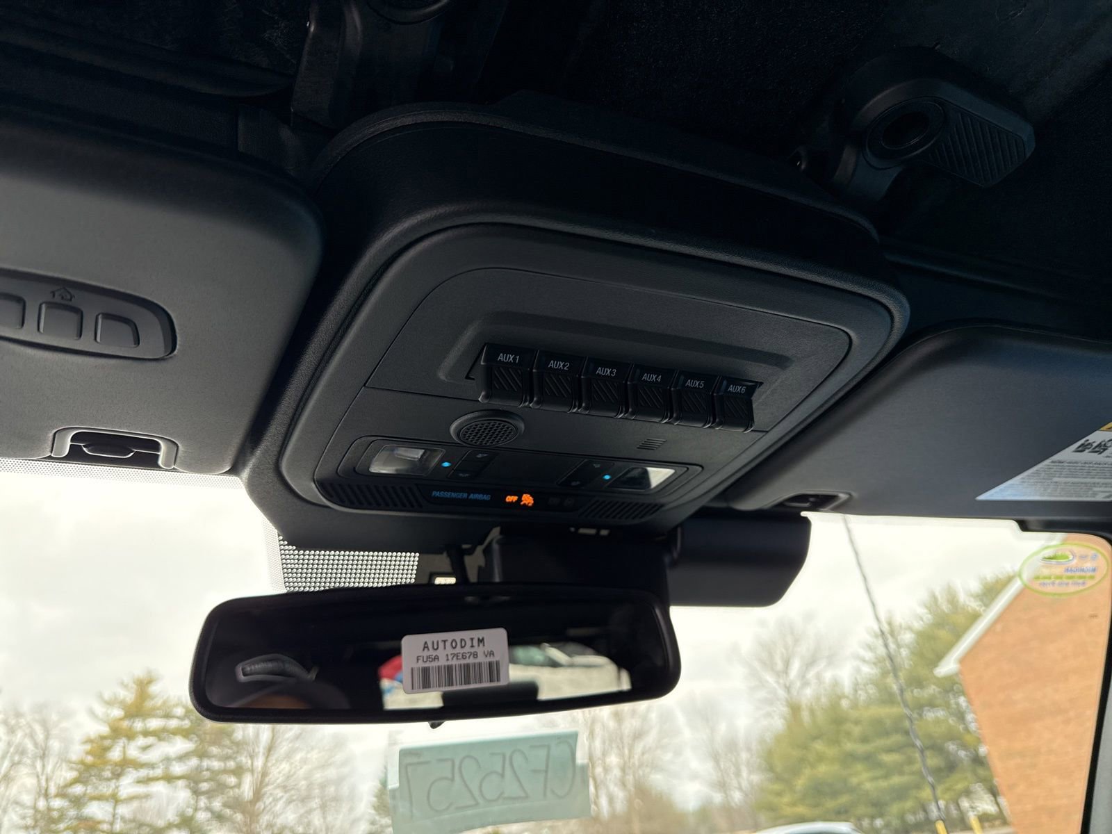 New 2025 Ford Bronco Raptor w/ Interior Carbon Fiber Pack image 27