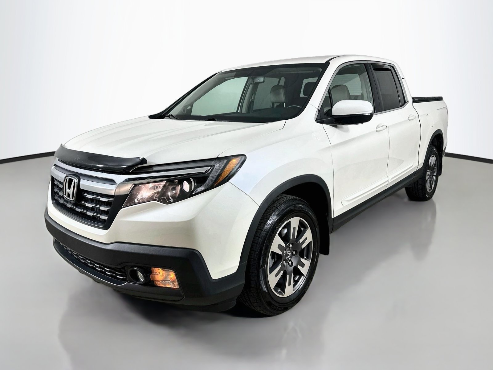 Used 2017 Honda Ridgeline RTL image 1