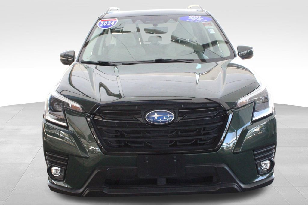 Used 2024 Subaru Forester Premium image 10