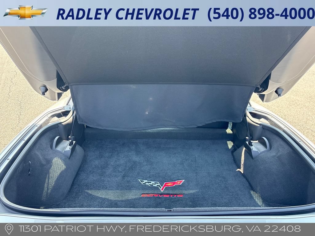 Used 2008 Chevrolet Corvette Coupe w/ Preferred Equipment Group RWD image 11
