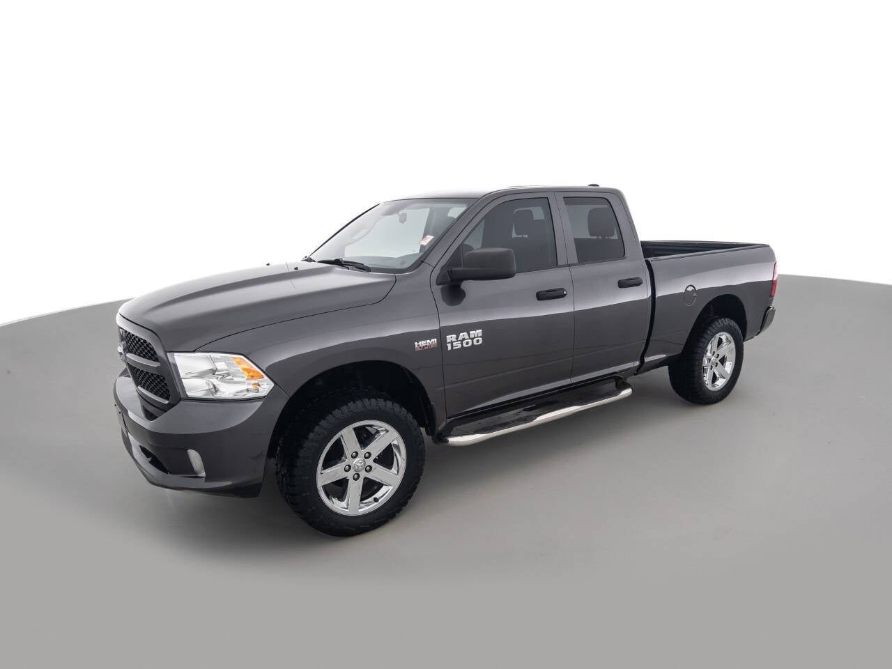 Used 2018 RAM 1500 Express w/ Express Value Package AWD/4WD image 9