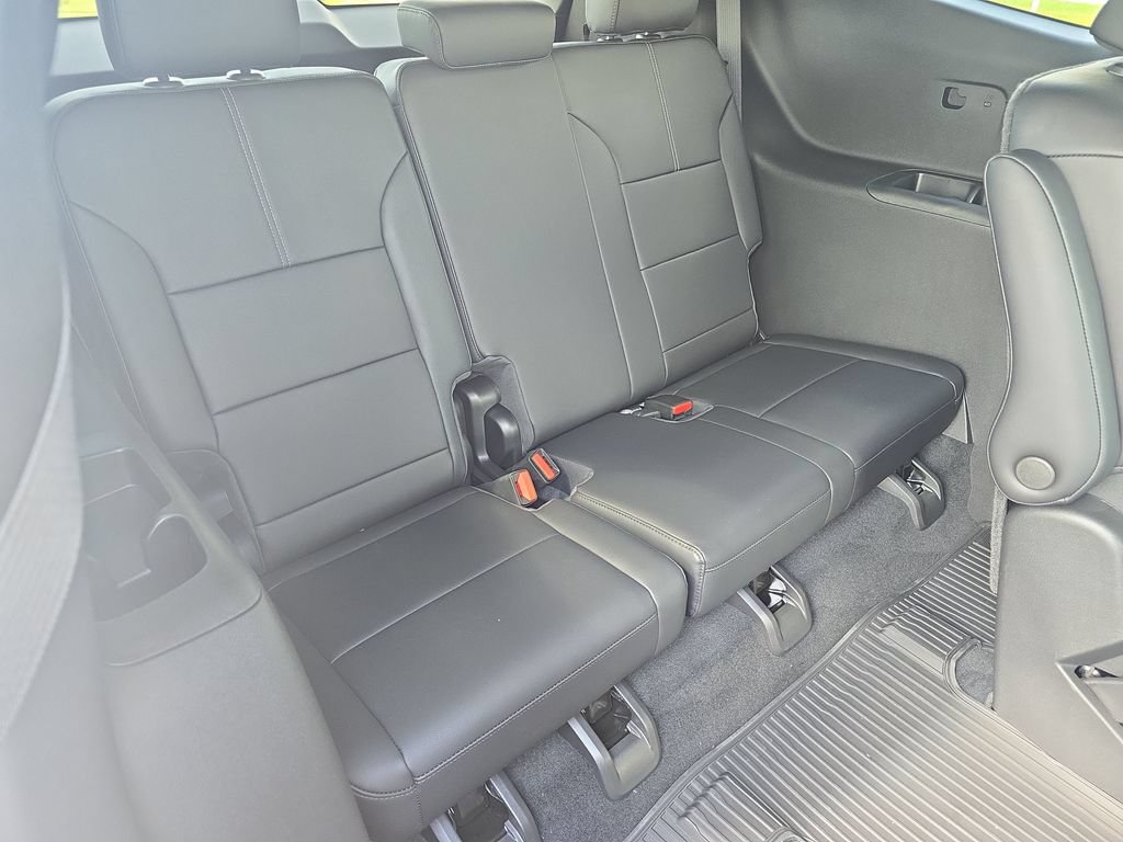 New 2026 GMC Acadia Elevation w/ Elevation Premium Package FWD image 12