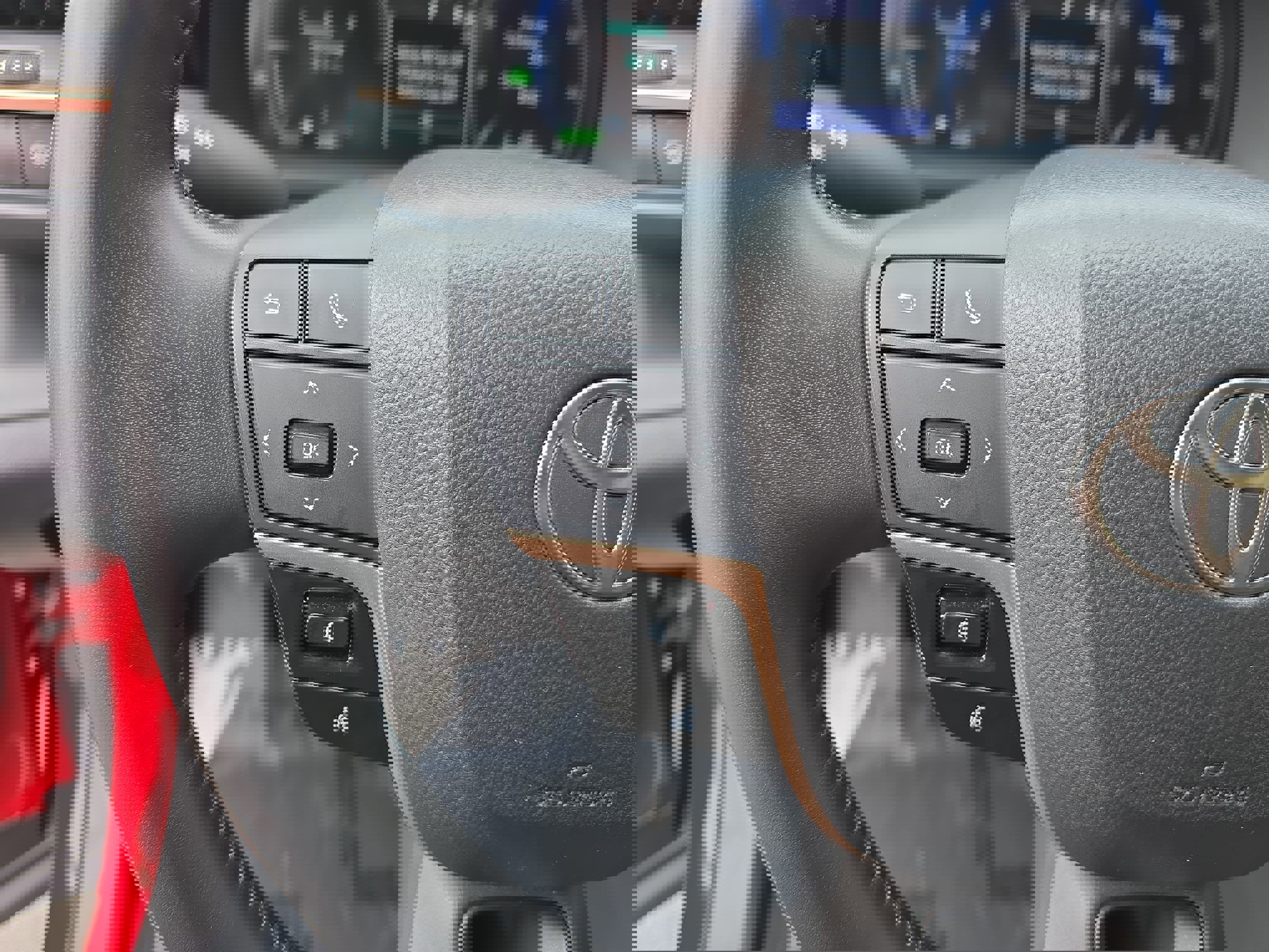 Used 2023 Toyota Crown XLE image 18