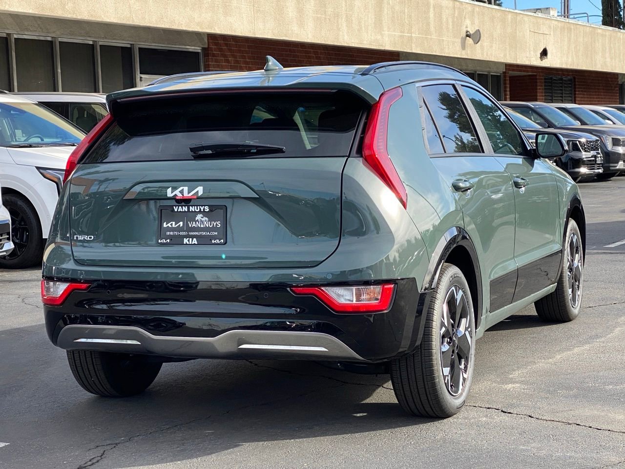New 2025 Kia Niro Wind w/ Wind Preserve Package image 3