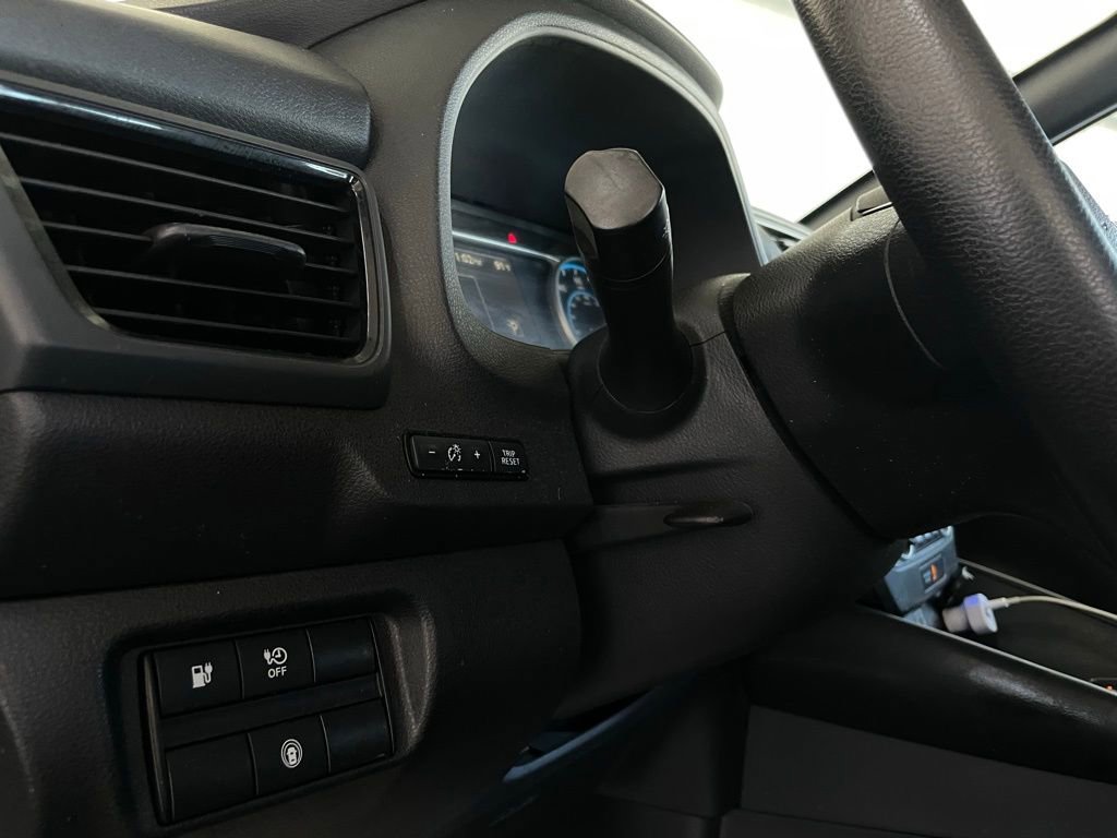 Used 2022 Nissan Leaf S image 23