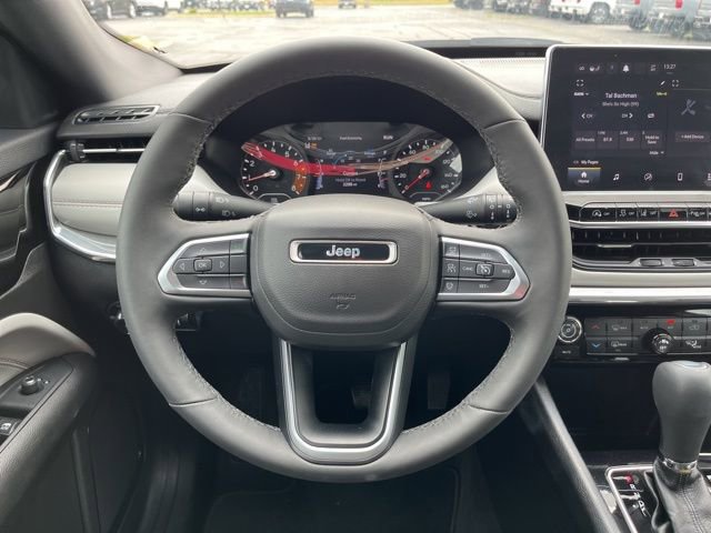 Used 2024 Jeep Compass Limited image 25