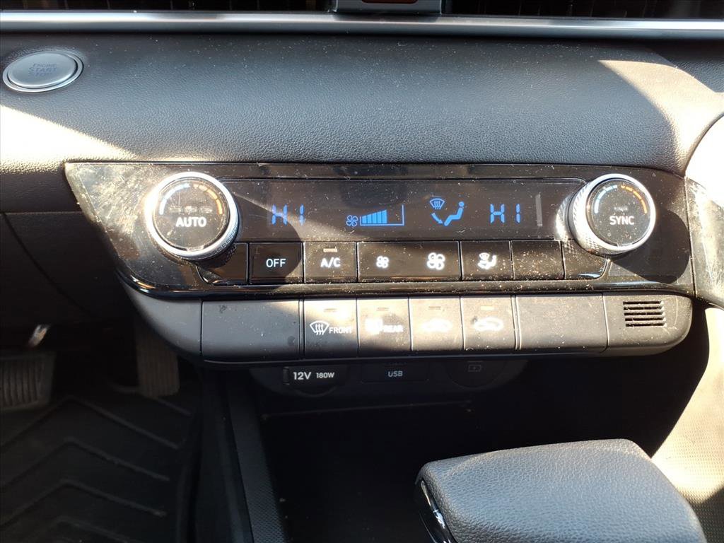 New 2025 Hyundai Elantra Blue image 23