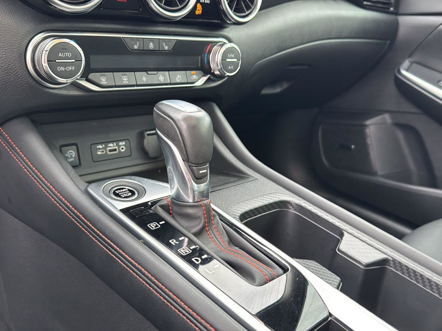 Used 2024 Nissan Sentra SR w/ SR Premium Package image 25