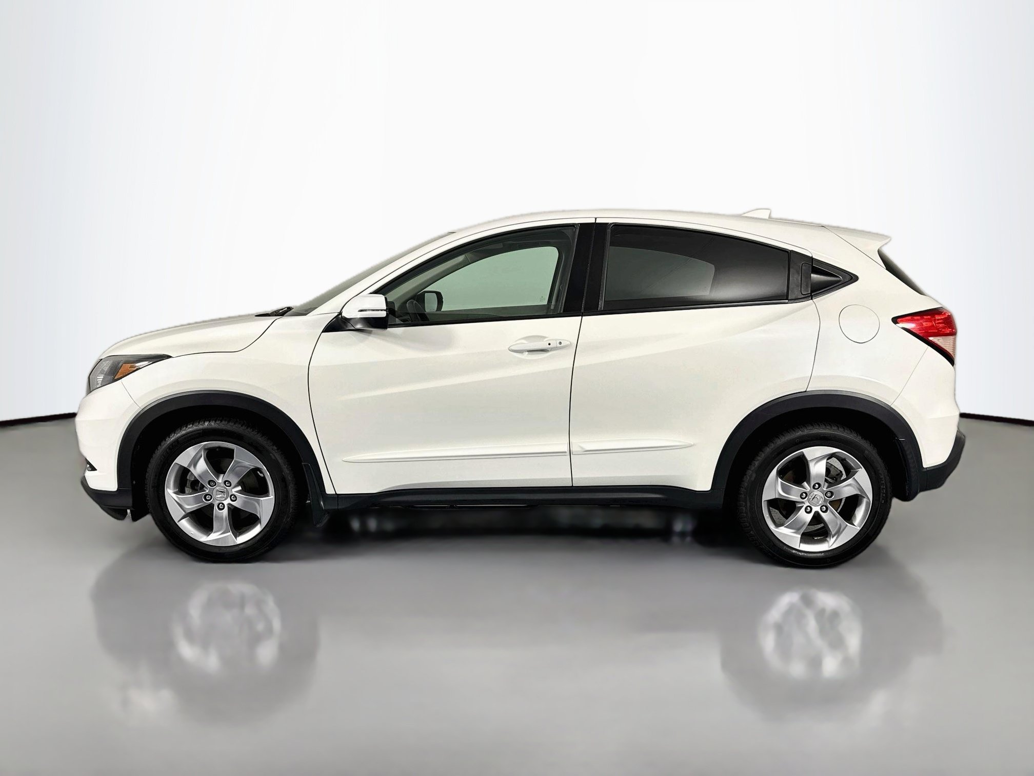 Certified 2017 Honda HR-V EX image 8