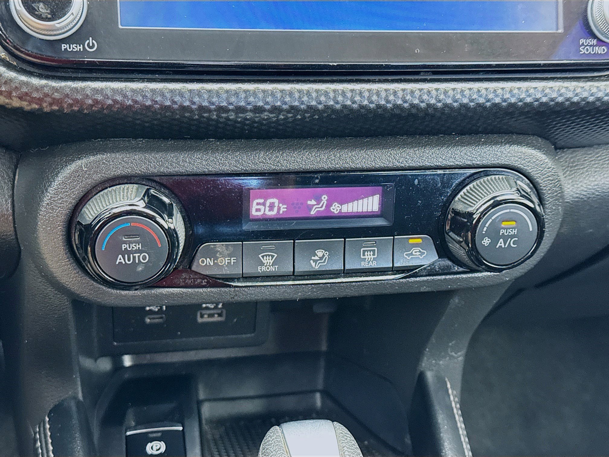 Used 2022 Nissan Kicks SV image 12