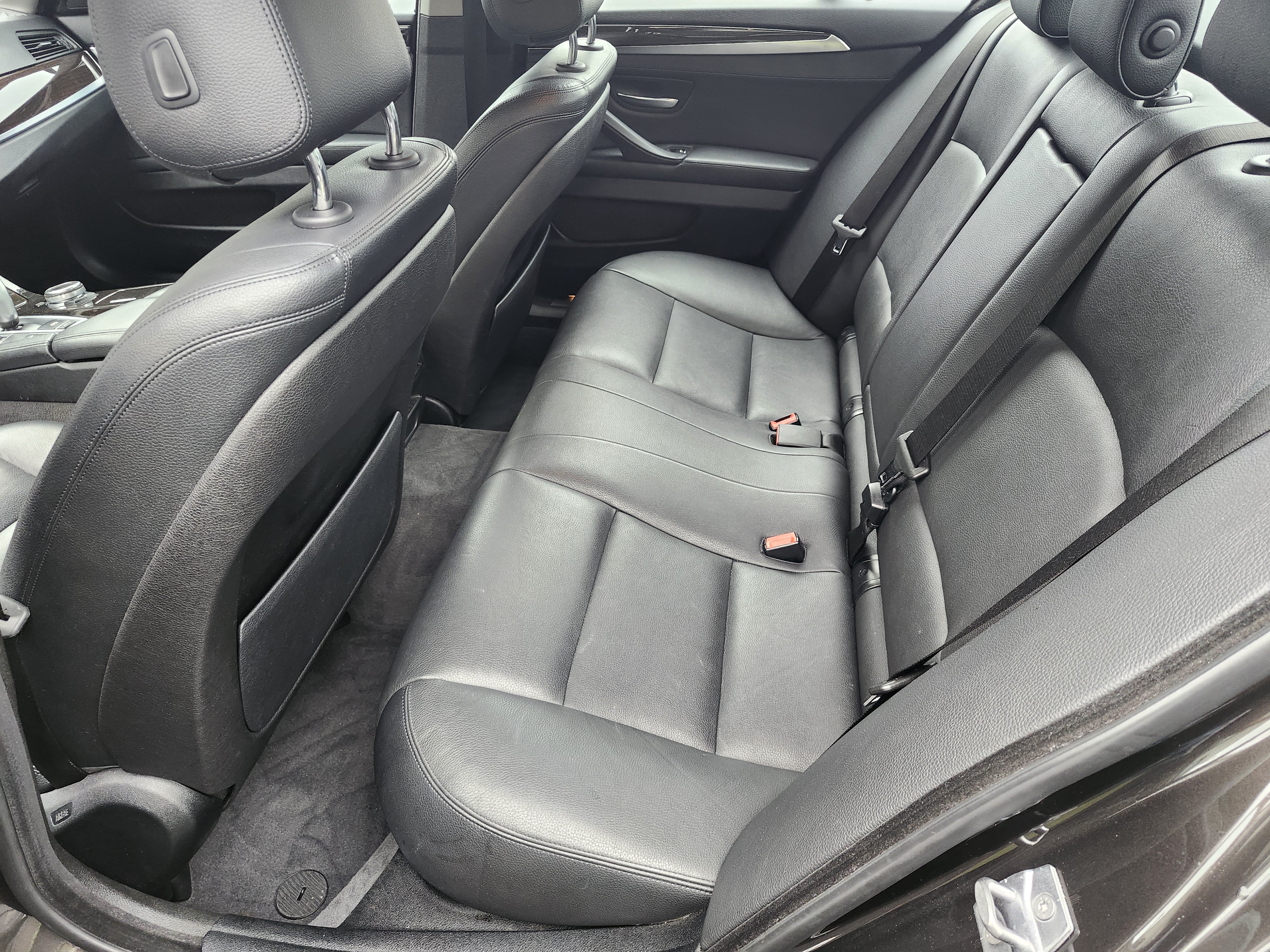 Used 2015 BMW 528i xDrive Sedan AWD/4WD image 5