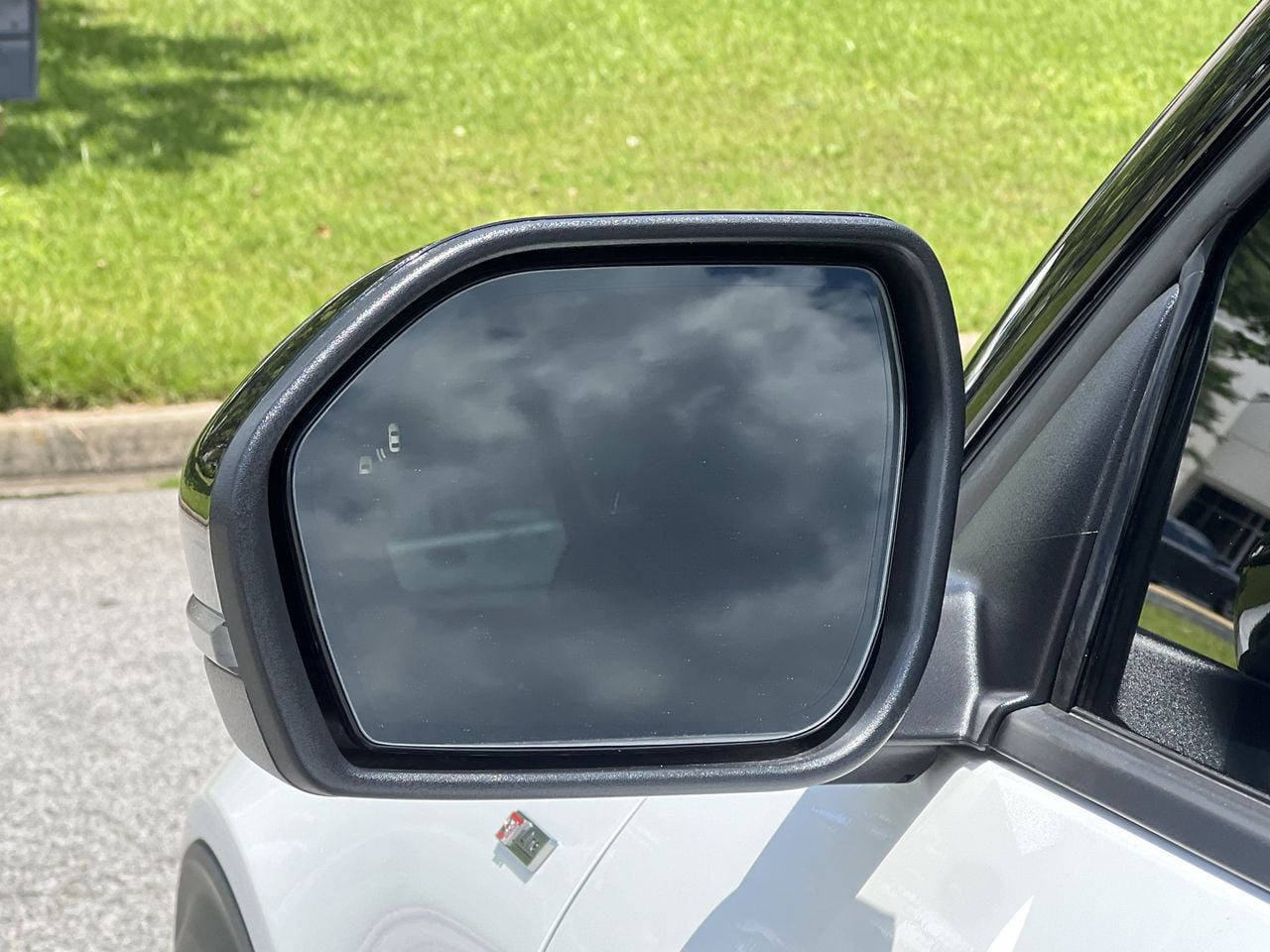 New 2026 Ford Explorer ST-Line w/ Premium Package RWD image 26