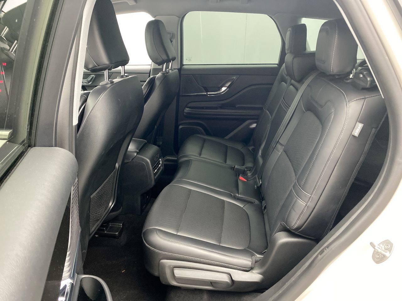 Used 2022 Lincoln Corsair AWD w/ Equipment Group 101A image 23