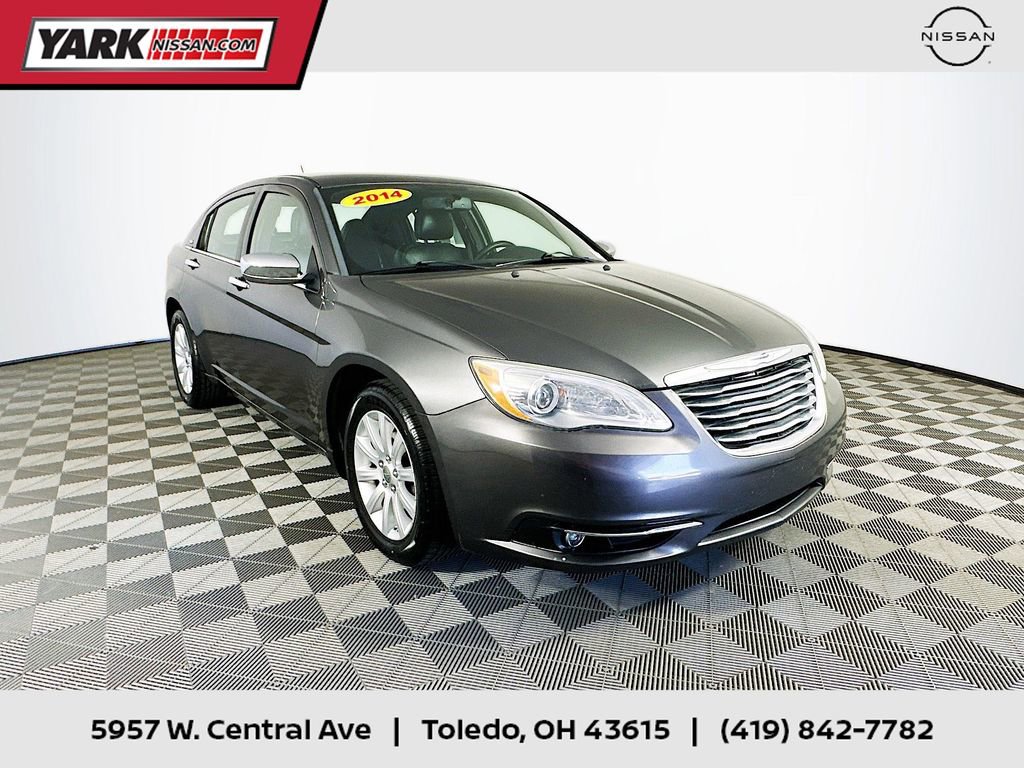 Used 2014 Chrysler 200 Limited