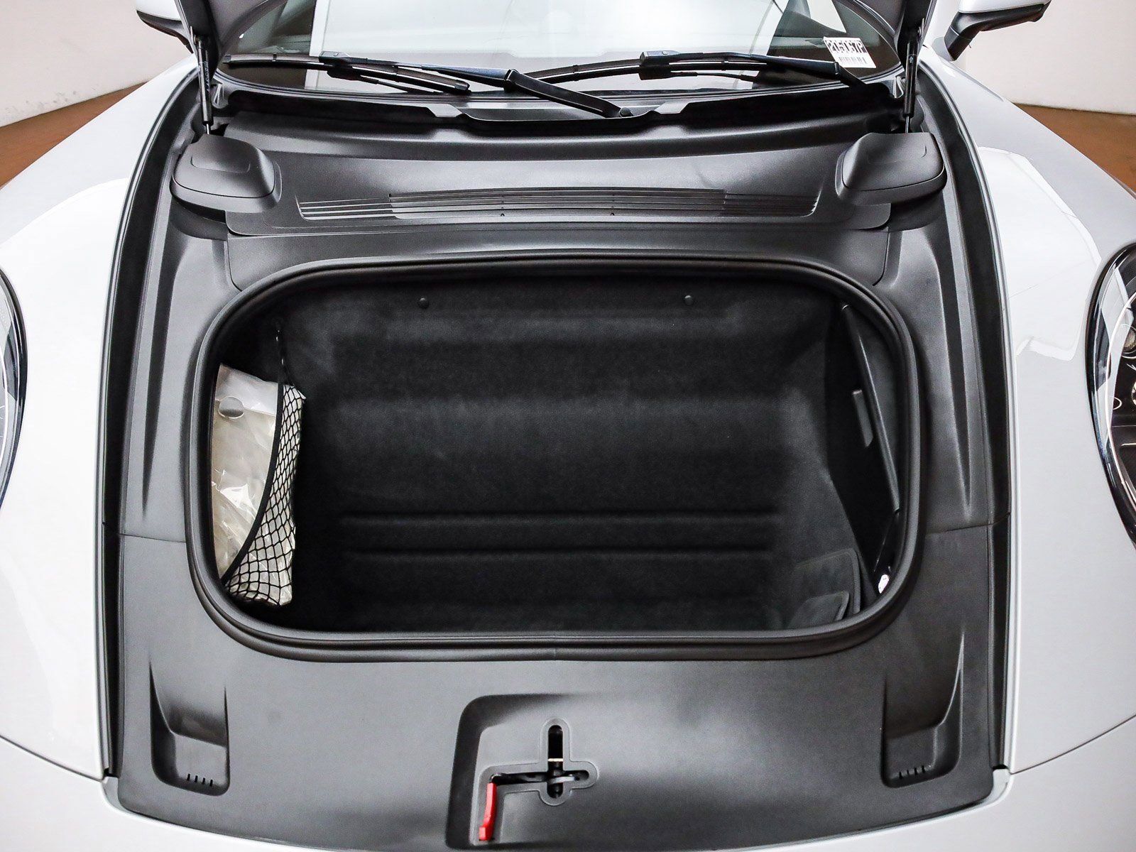 Certified 2024 Porsche 911 Carrera S RWD image 30