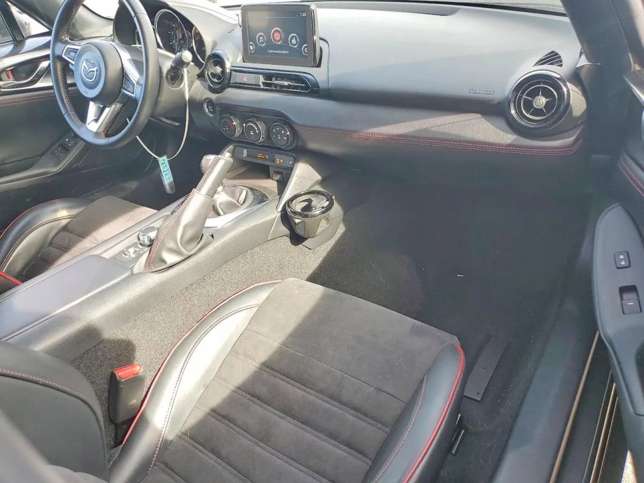 Used 2018 MAZDA MX-5 Miata Club w/ Brembo/BBS Recaro Package RWD image 10