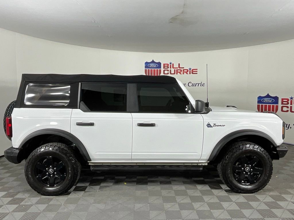 Used 2021 Ford Bronco Black Diamond image 2