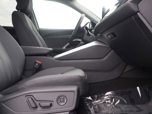 Used 2025 Audi Q5 Premium w/ Convenience Package image 25