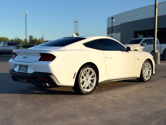 Used 2026 Ford Mustang GT Premium RWD image 2