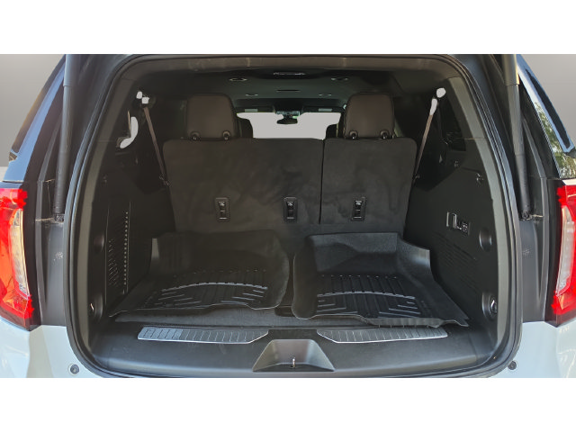 Used 2022 GMC Yukon XL AT4 w/ Technology Package AWD/4WD image 46