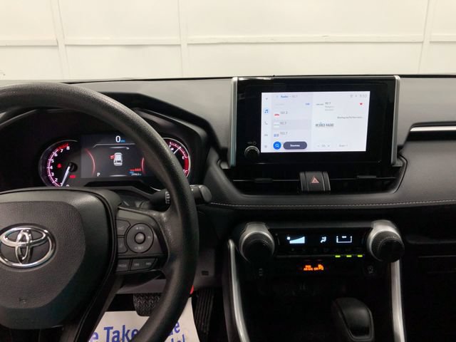 Used 2024 Toyota RAV4 LE AWD/4WD image 19