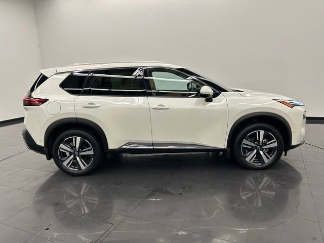 Certified 2023 Nissan Rogue Platinum w/ Platinum Premium Package image 9