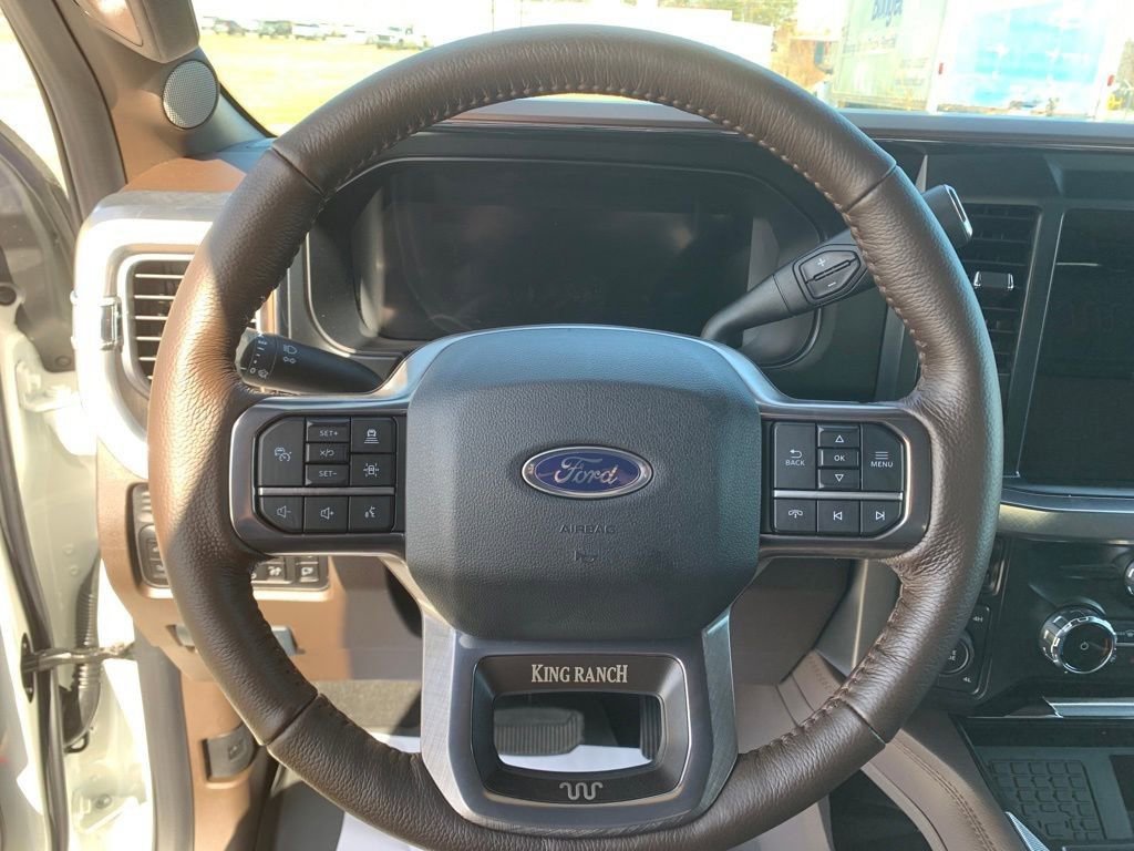 New 2025 Ford F250 King Ranch w/ Chrome Package image 16
