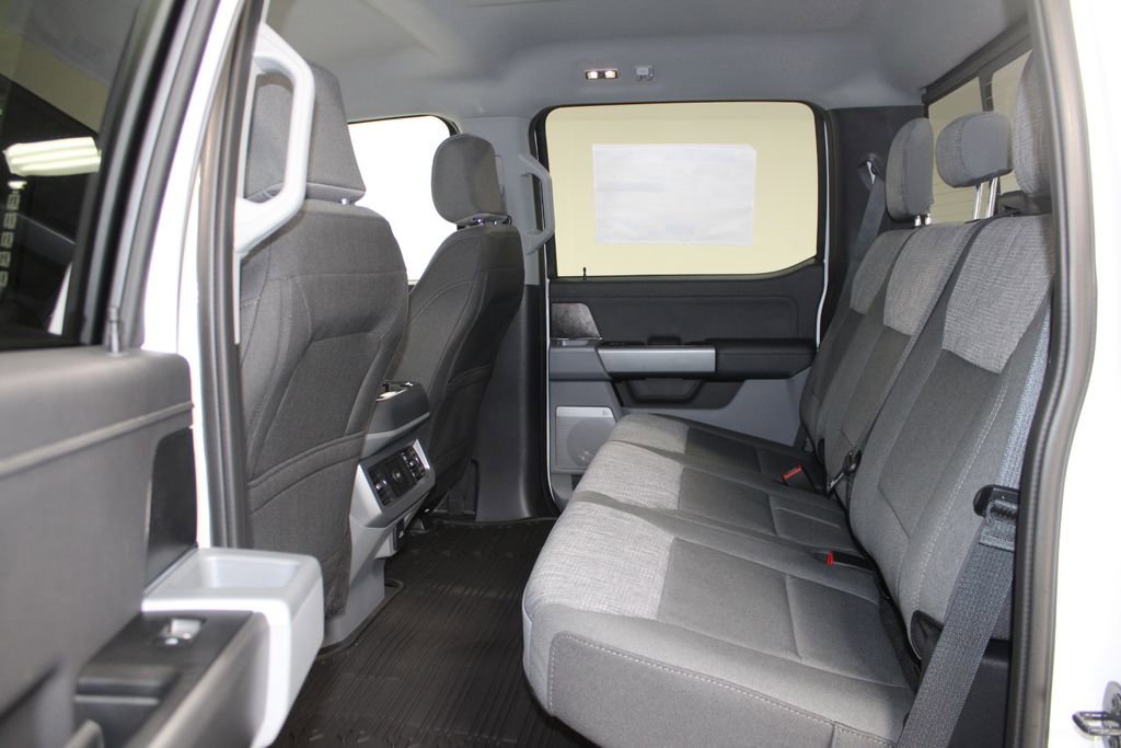 New 2026 Ford F250 XLT w/ XLT Premium Package image 27