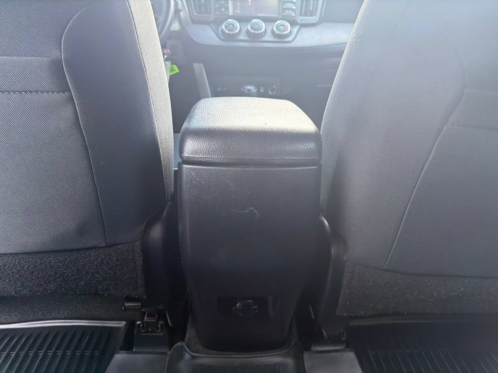 Used 2017 Toyota RAV4 LE w/ All Weather Liner Package FWD image 20