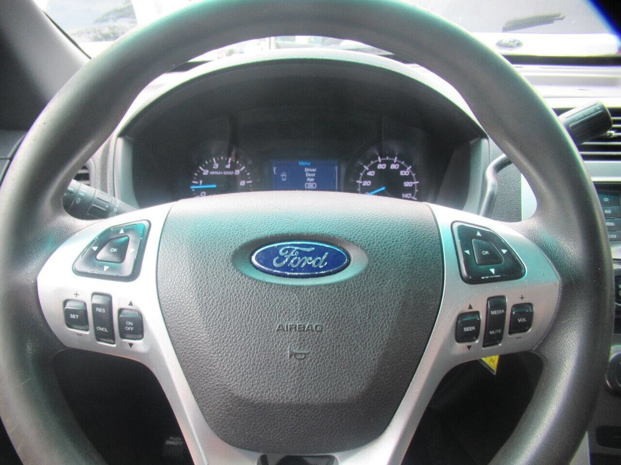 Used 2013 Ford Explorer Police Interceptor Utility AWD w/ Two-Tone Vinyl Pkg 1 image 15