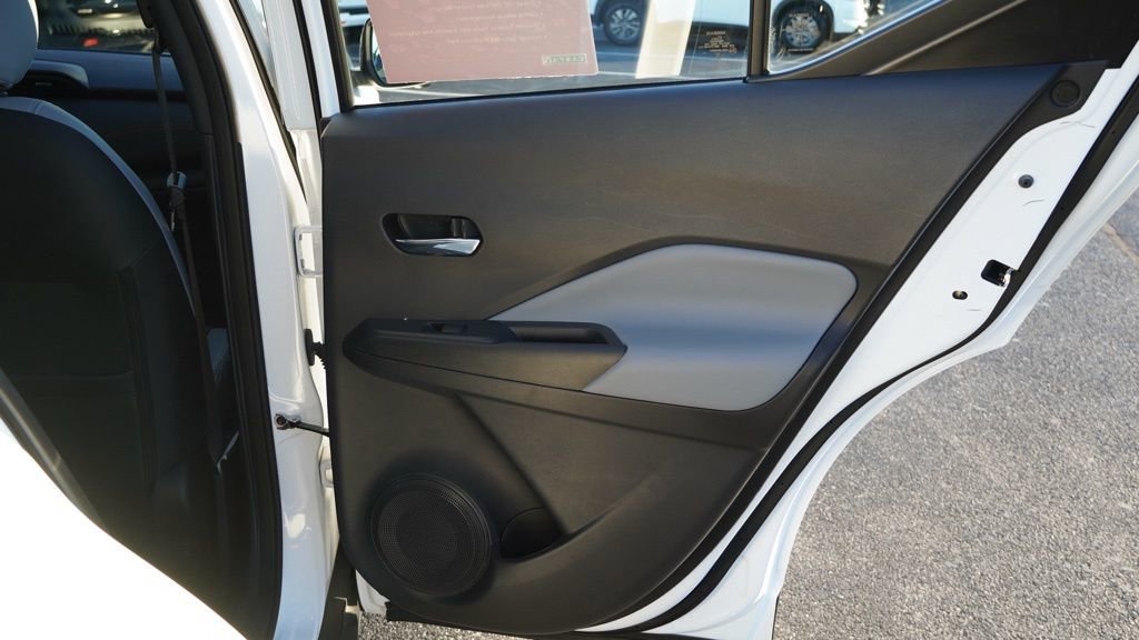 Used 2024 Nissan Kicks SR w/ SR Premium Package image 20