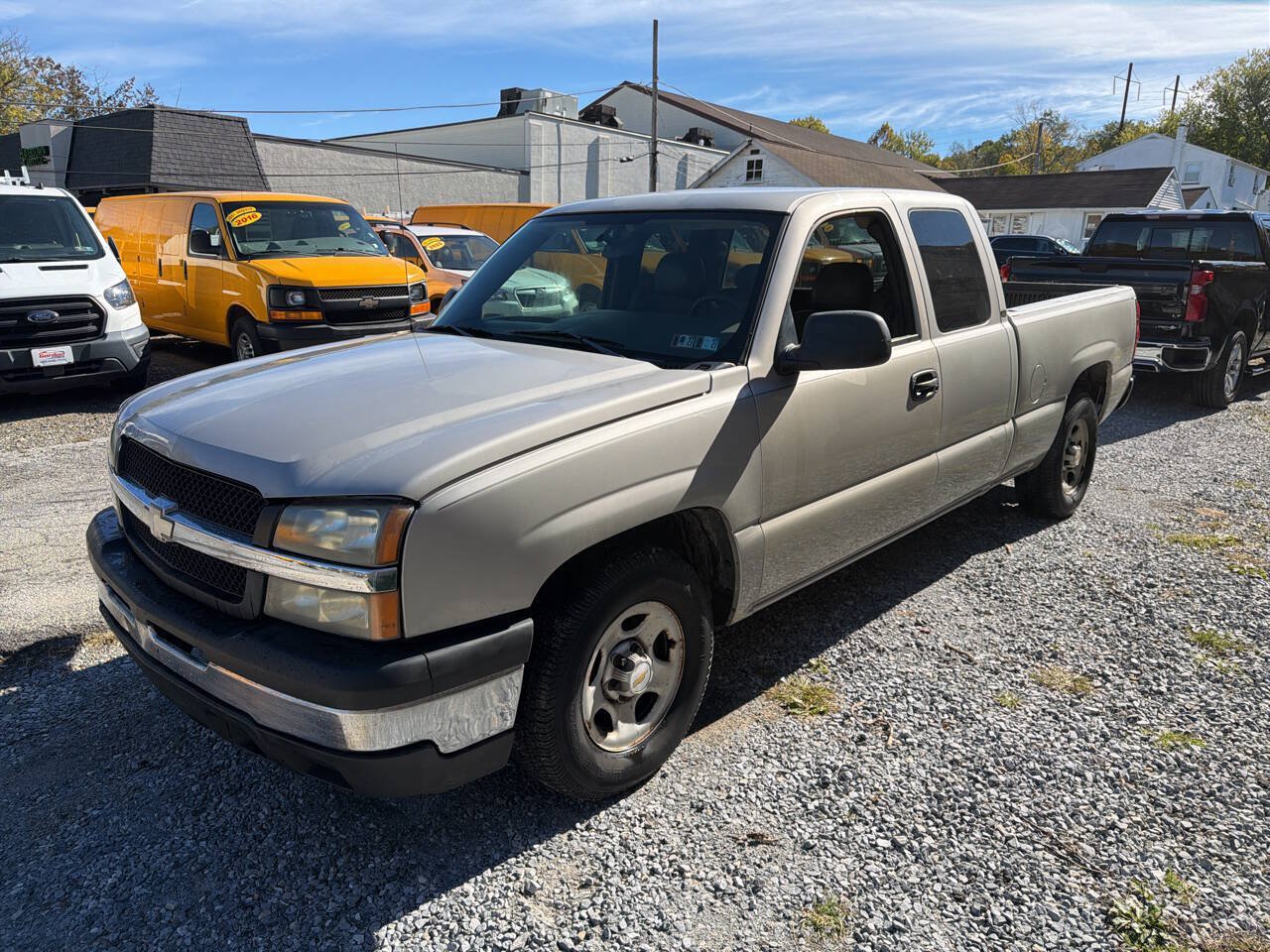 Used 2004 Chevrolet Silverado 1500 W/T RWD image 2