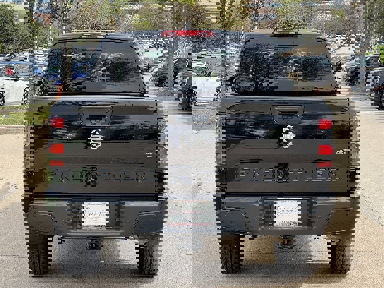 Certified 2025 Nissan Frontier SV w/ SV Convenience Package image 5