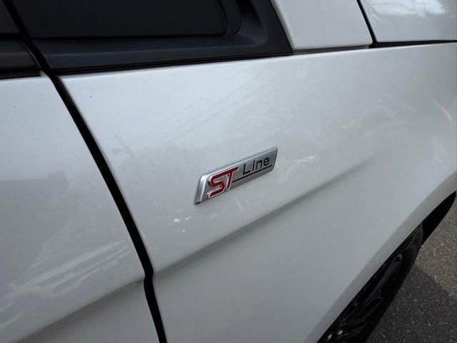 Used 2022 Ford Edge ST-Line image 10