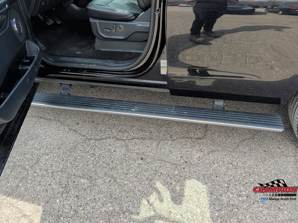 Used 2020 Ford Expedition Limited w/ Special Edition Package AWD/4WD image 25