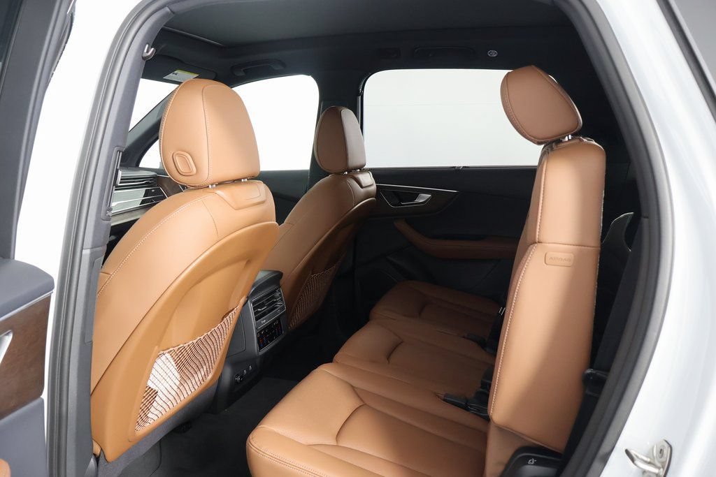 New 2026 Audi Q7 Premium Plus AWD/4WD image 6