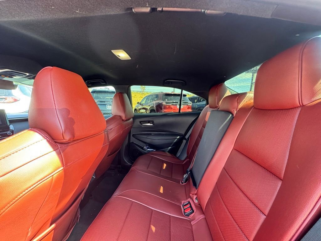 Used 2024 Toyota Corolla SE image 2