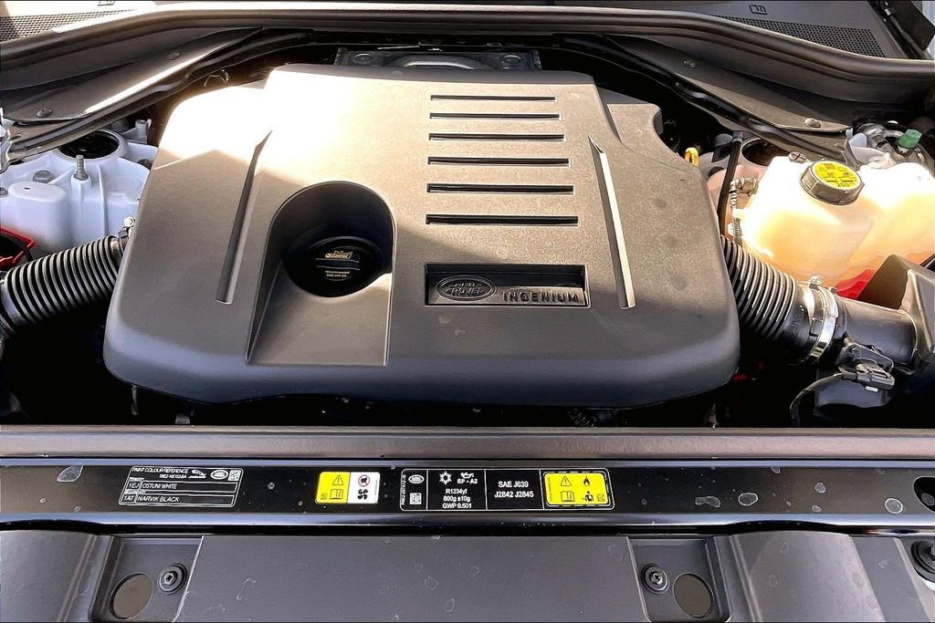 Used 2025 Land Rover Range Rover Sport Dynamic SE image 29