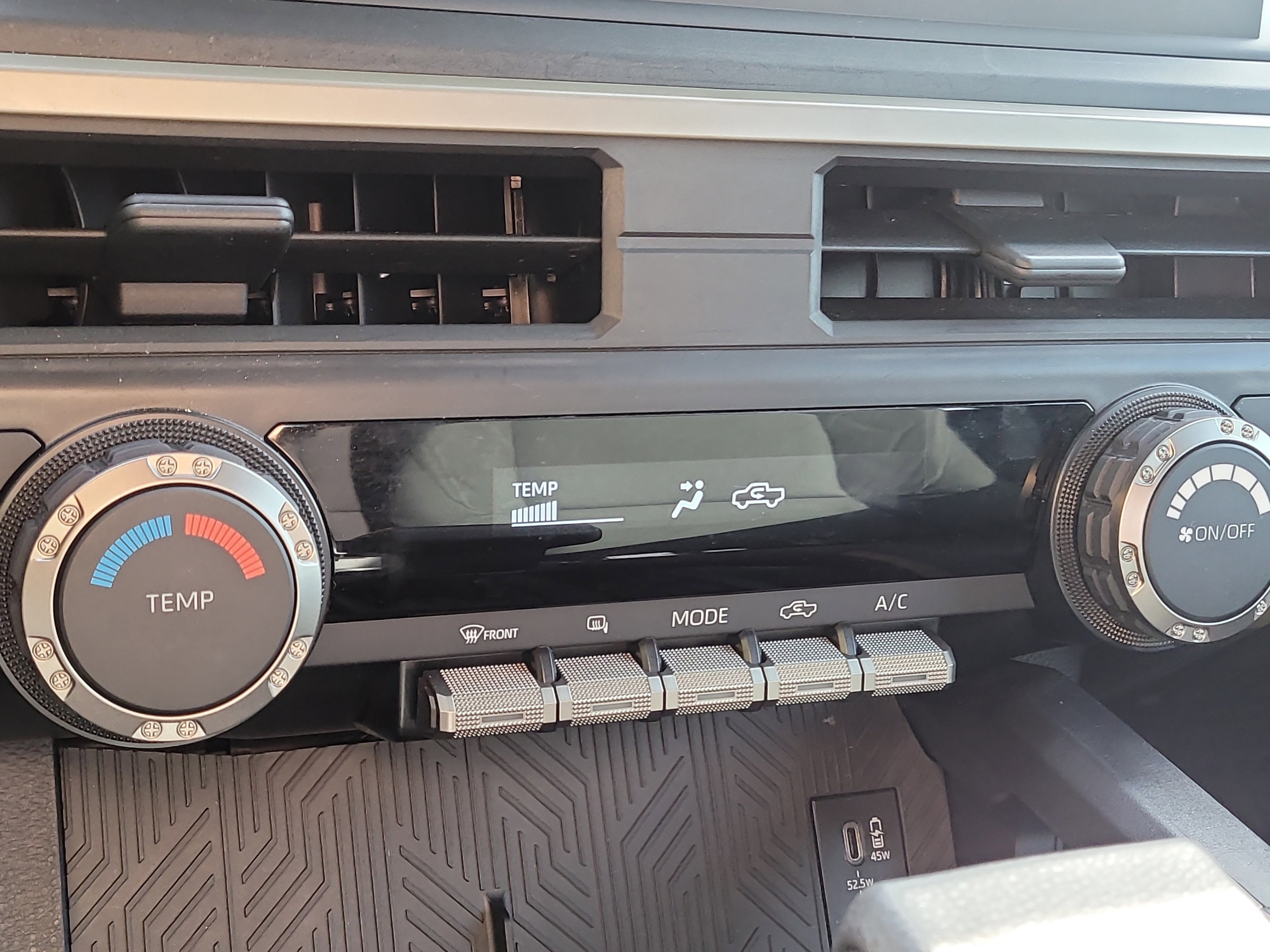 Certified 2025 Toyota Tacoma SR image 25