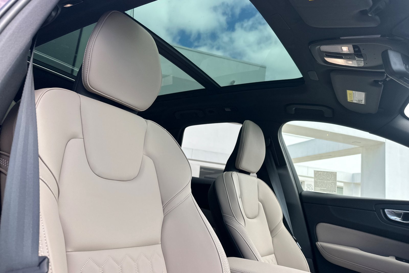 New 2026 Volvo XC60 B5 Plus w/ Protection Package AWD/4WD image 13
