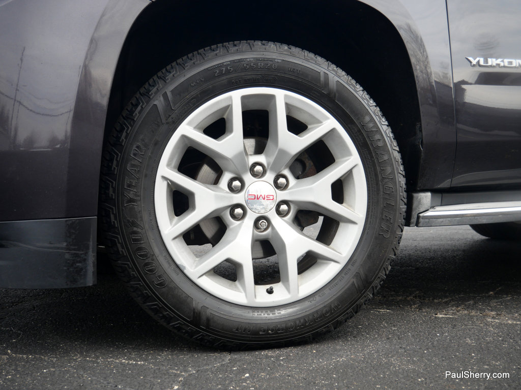 Used 2015 GMC Yukon SLT image 16