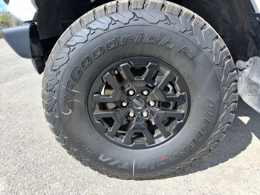 Used 2025 Ford Bronco Raptor w/ Interior Carbon Fiber Pack AWD/4WD image 10
