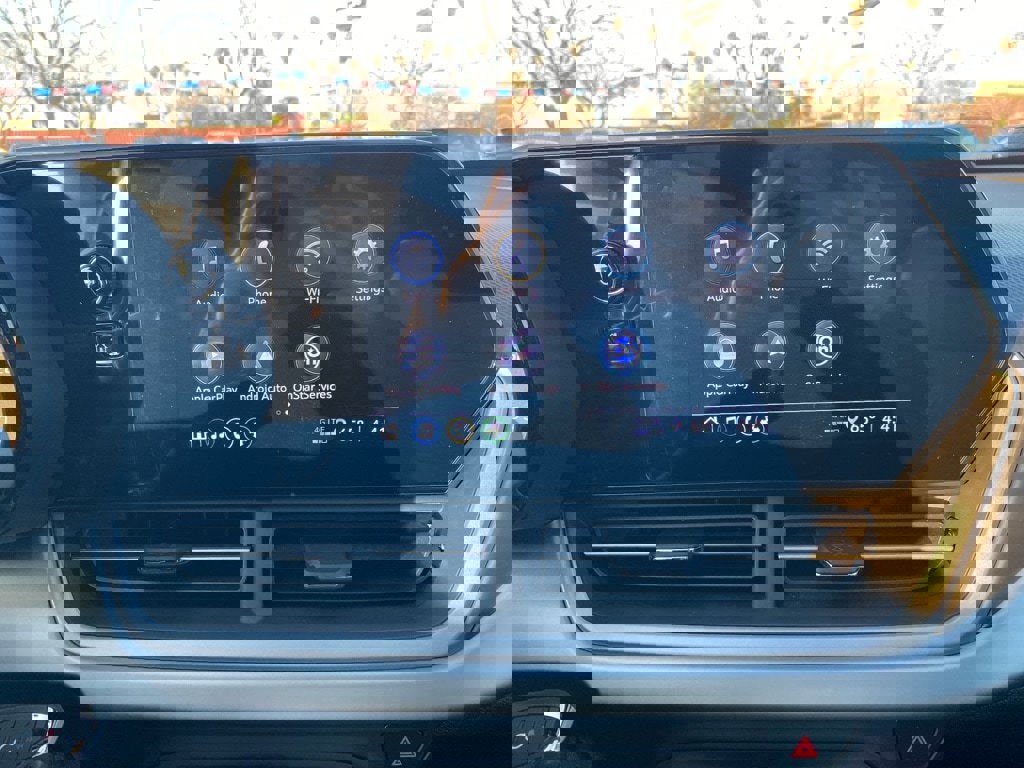 New 2026 Chevrolet Trax RS w/ Sunroof Package image 28