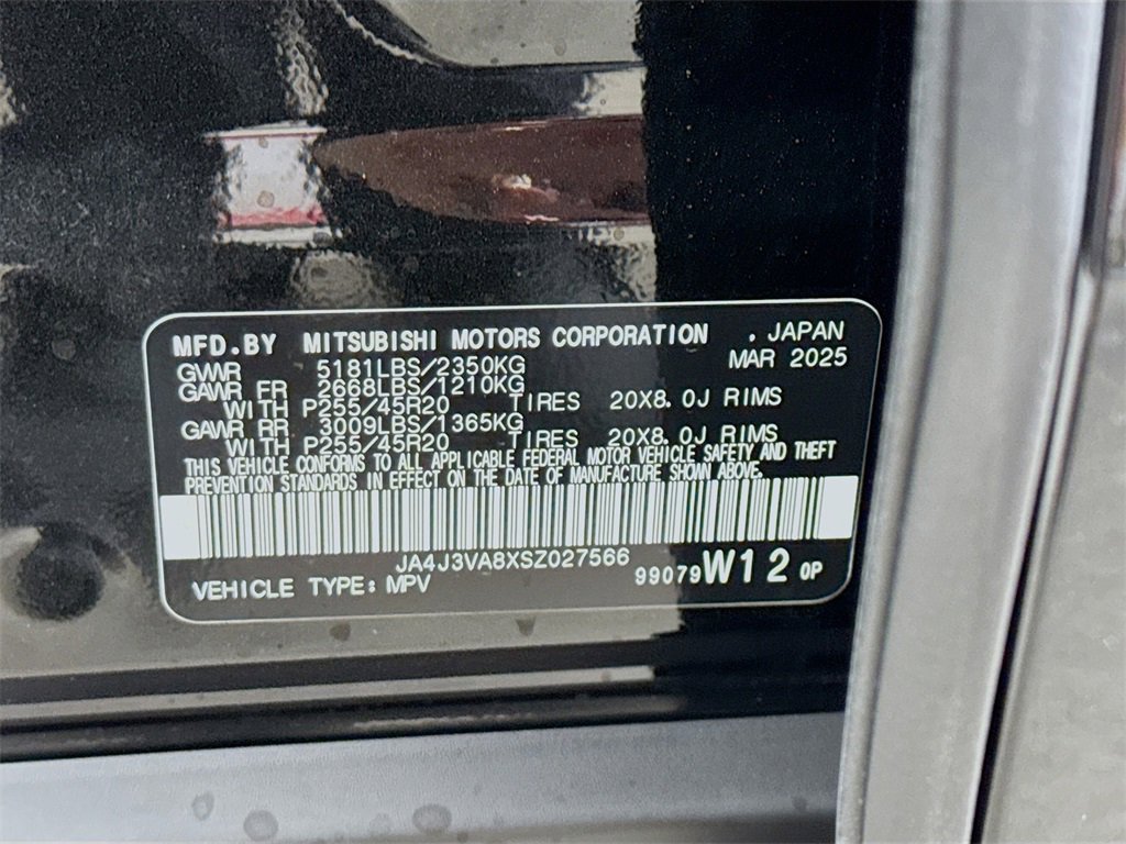 New 2025 Mitsubishi Outlander SE image 34