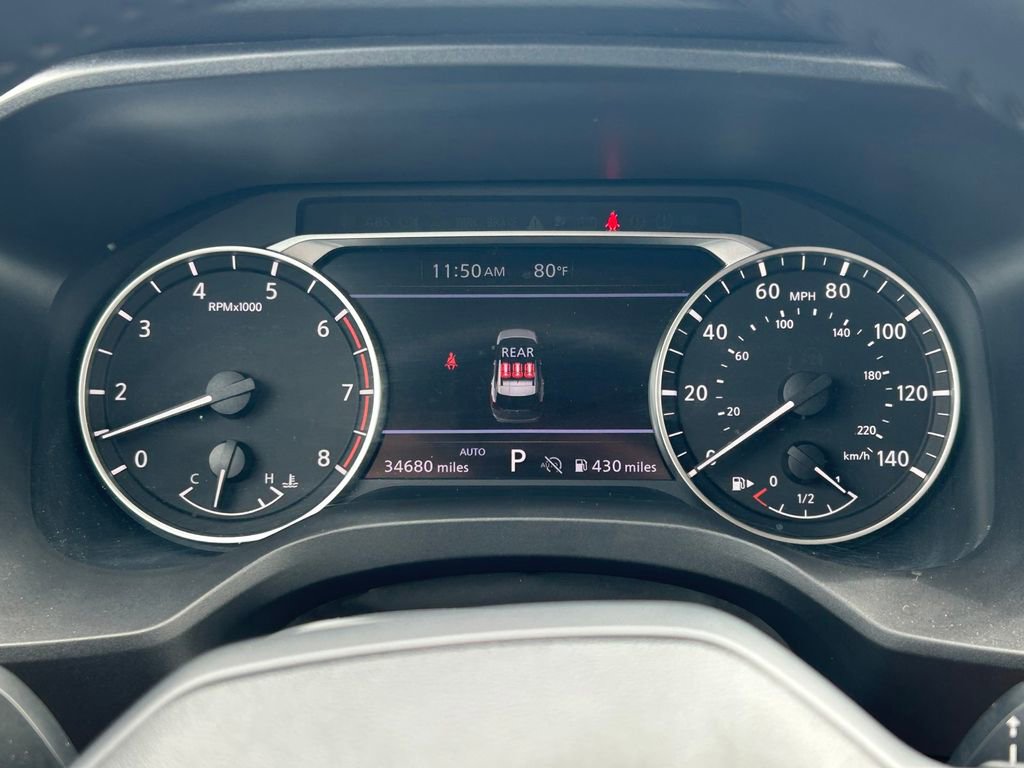 Used 2025 Nissan Rogue SV image 30