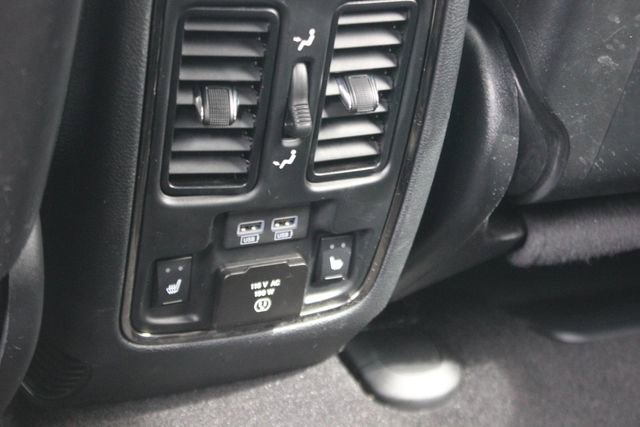 Used 2020 Dodge Durango R/T w/ Blacktop Package AWD/4WD image 25