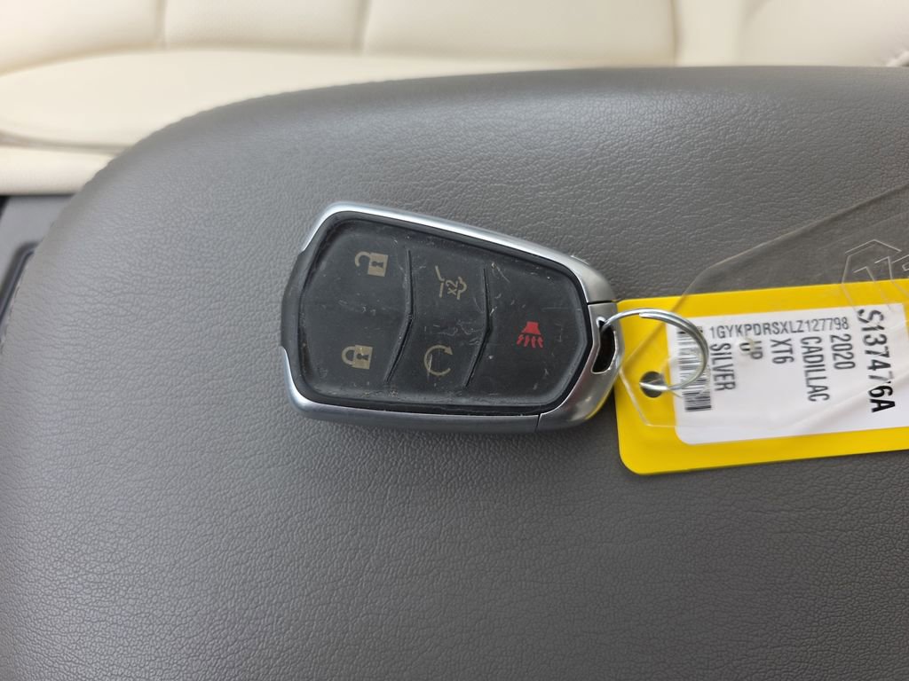 Used 2020 Cadillac XT6 Premium Luxury image 29