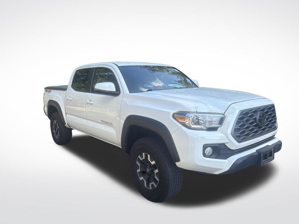 Used 2023 Toyota Tacoma TRD Off-Road w/ Technology Package AWD/4WD image 13