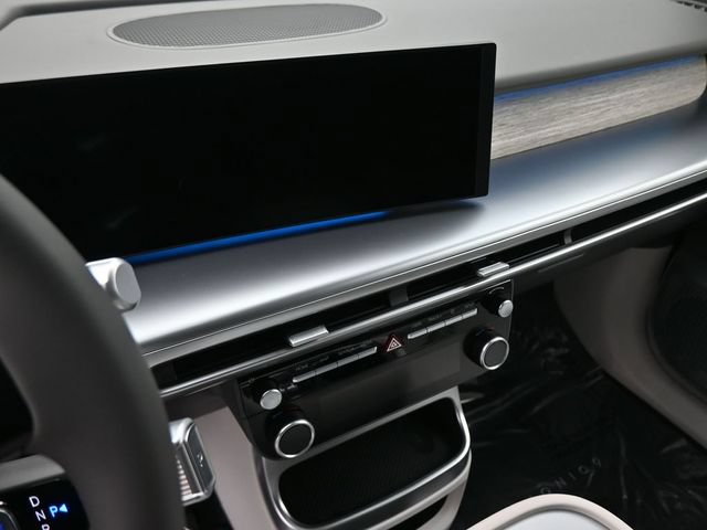 New 2026 Hyundai Ioniq 9 Limited AWD/4WD image 21