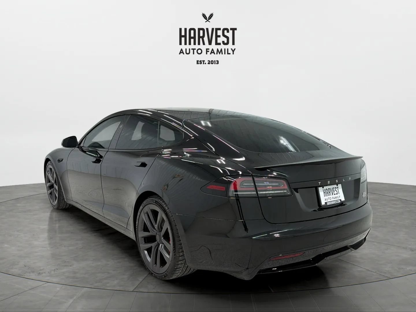 Used 2023 Tesla Model S Plaid AWD/4WD image 4